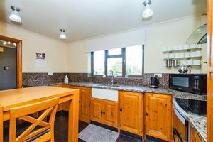 Photo 14- click for photo gallery